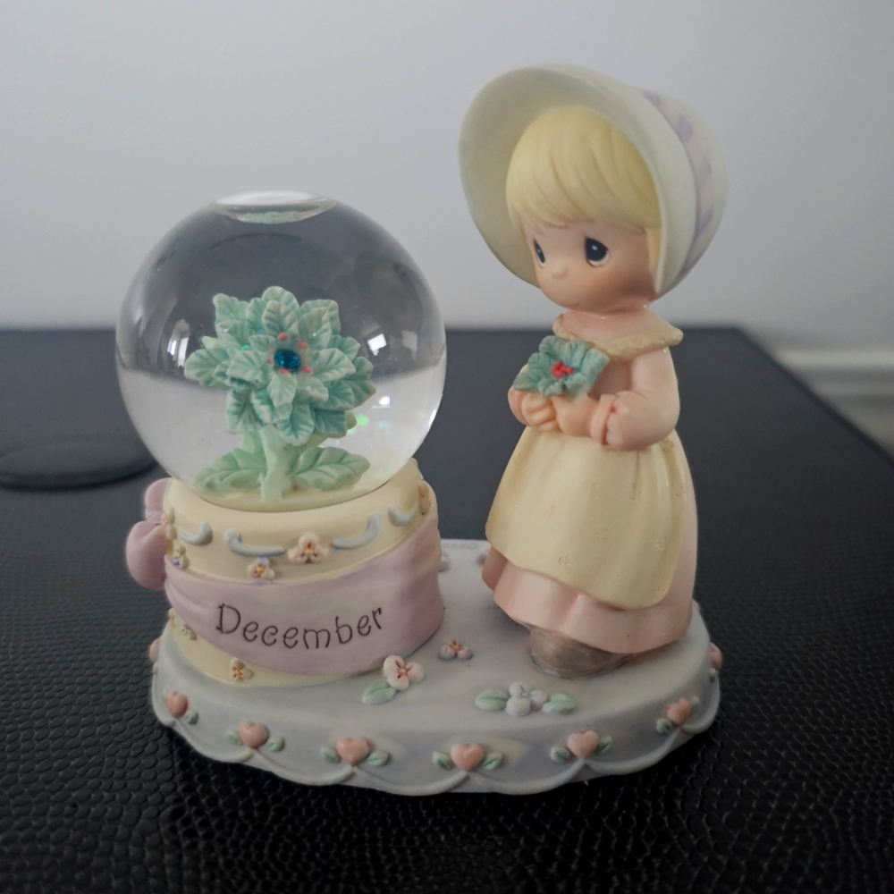 Precious Moments Birth Month December Snowglobe Flower Girl Figurine